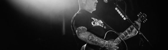 AARON LEWIS: FRAYED AT BOTH ENDS, THE ACOUSTIC TOUR