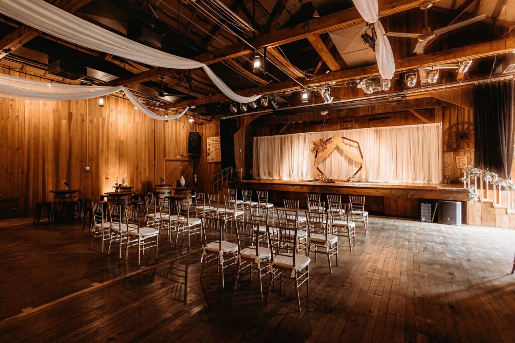 Renfro Valley Old Barn 2